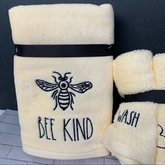 Rae Dunn Bee Icon Bath Hand Towel - Picture 2 of 5
